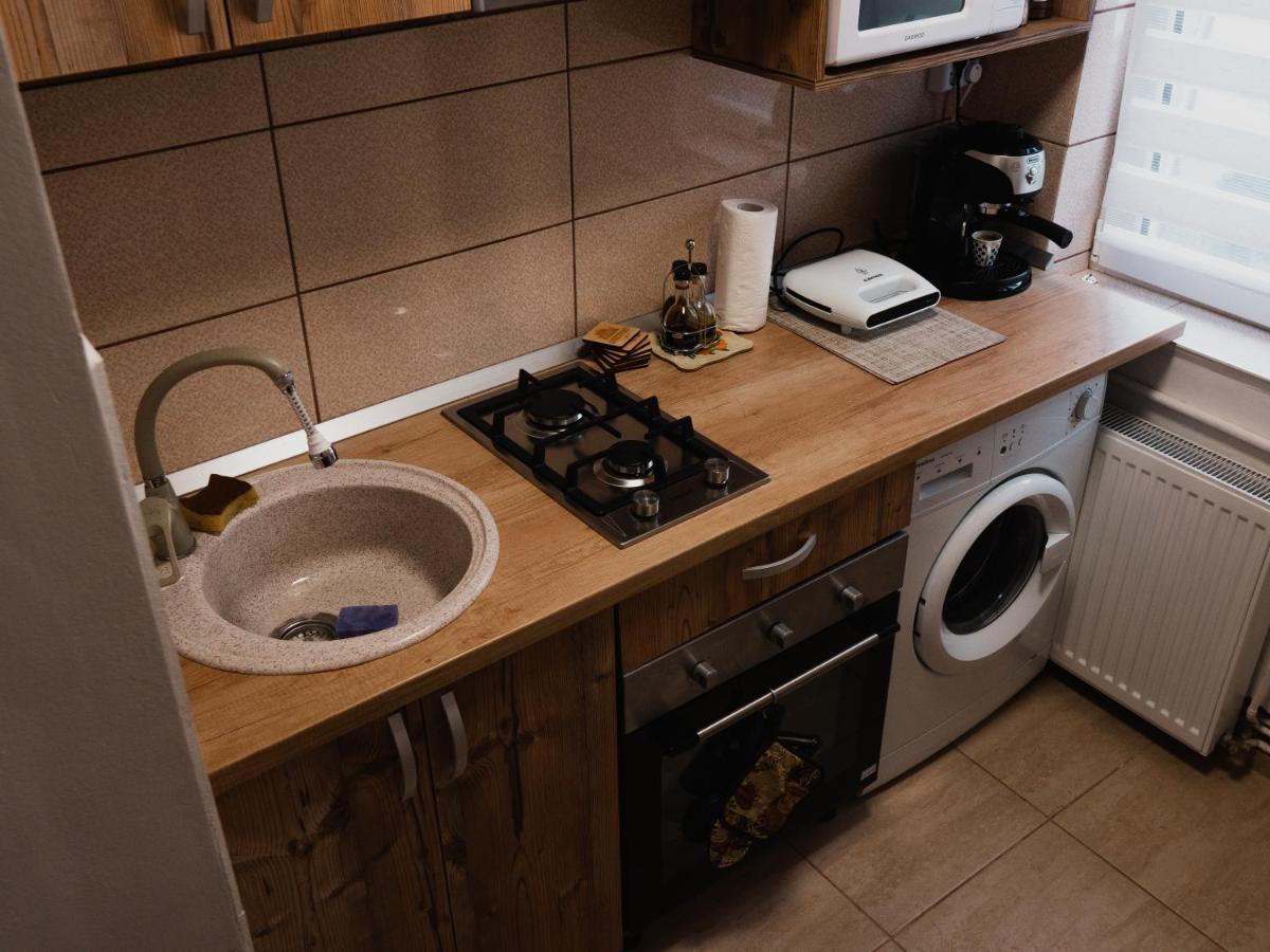 Iali Apartment シナヤ エクステリア 写真